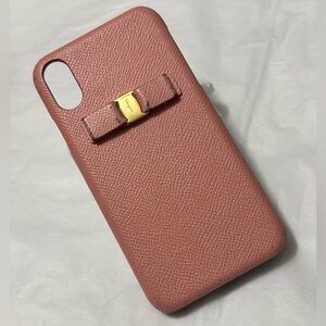 Salvatore Ferragamo AUTHENTIC Pink Leather Vara Bow Gold Logo Case iPhone X/XS